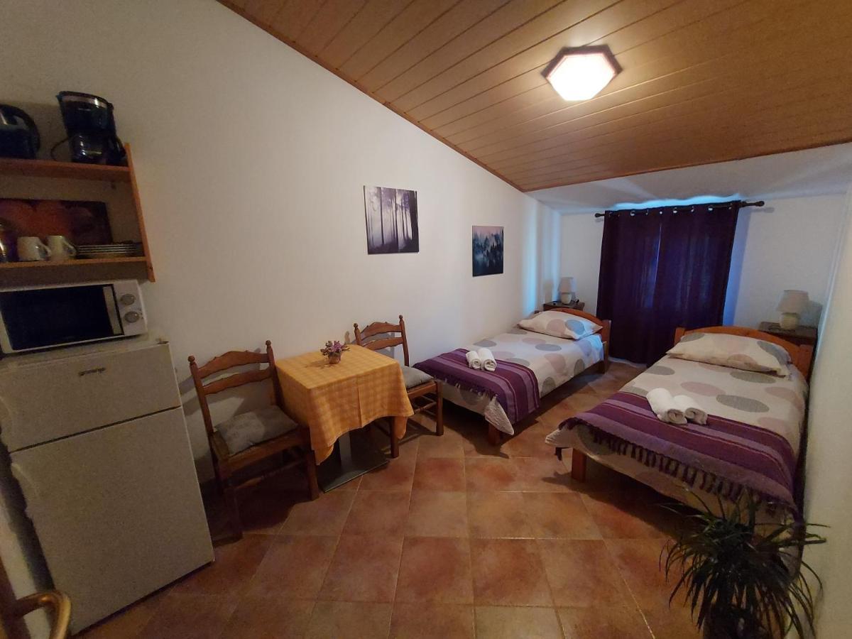 Ranch Radin Bed and Breakfast Brtonigla Exteriör bild
