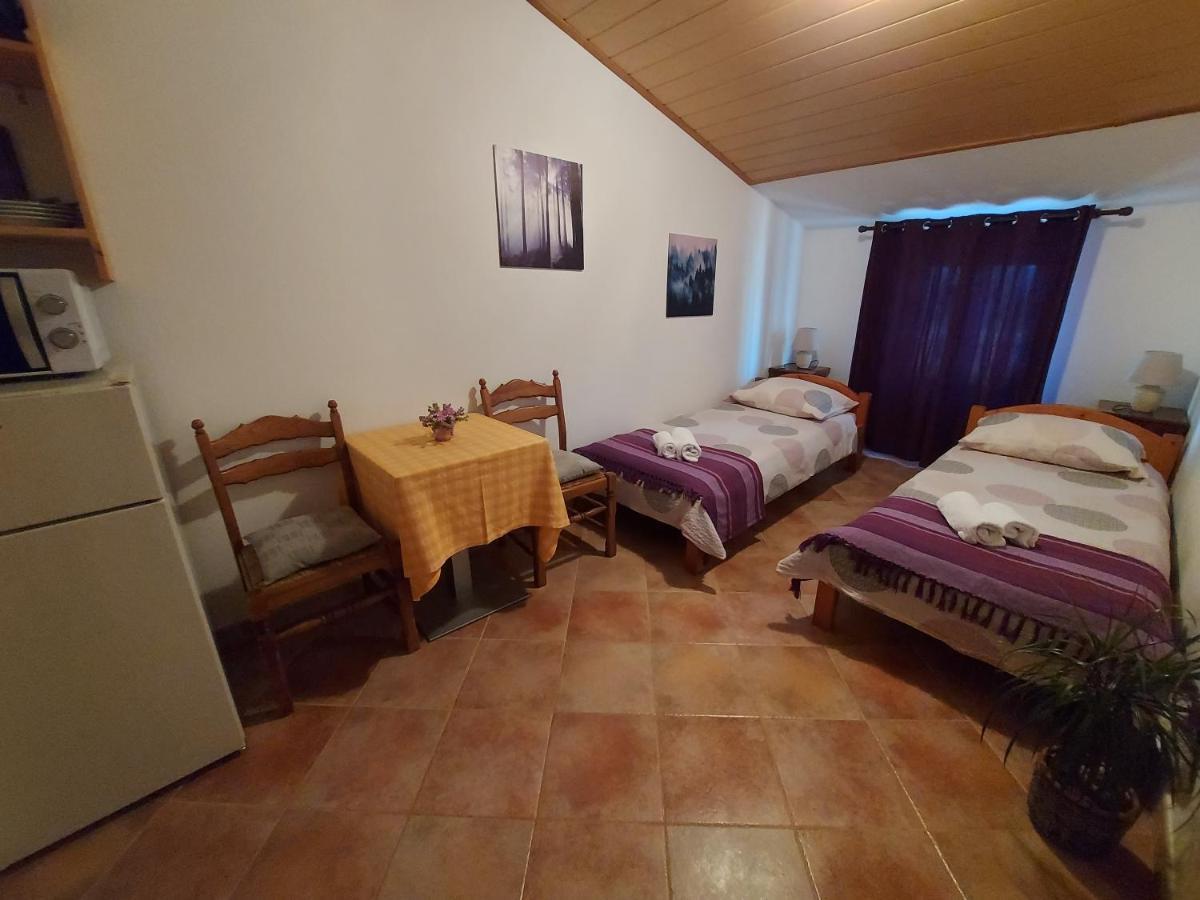 Ranch Radin Bed and Breakfast Brtonigla Exteriör bild