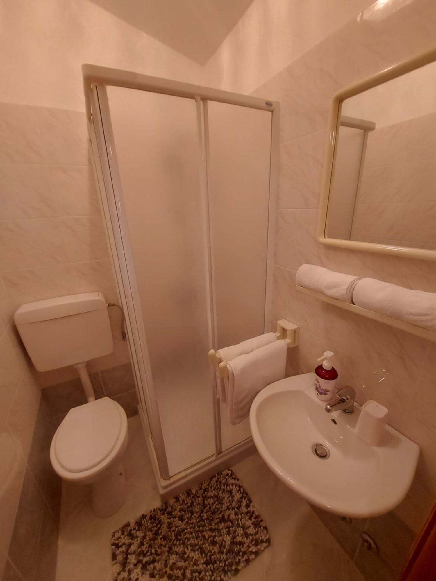 Ranch Radin Bed and Breakfast Brtonigla Rum bild